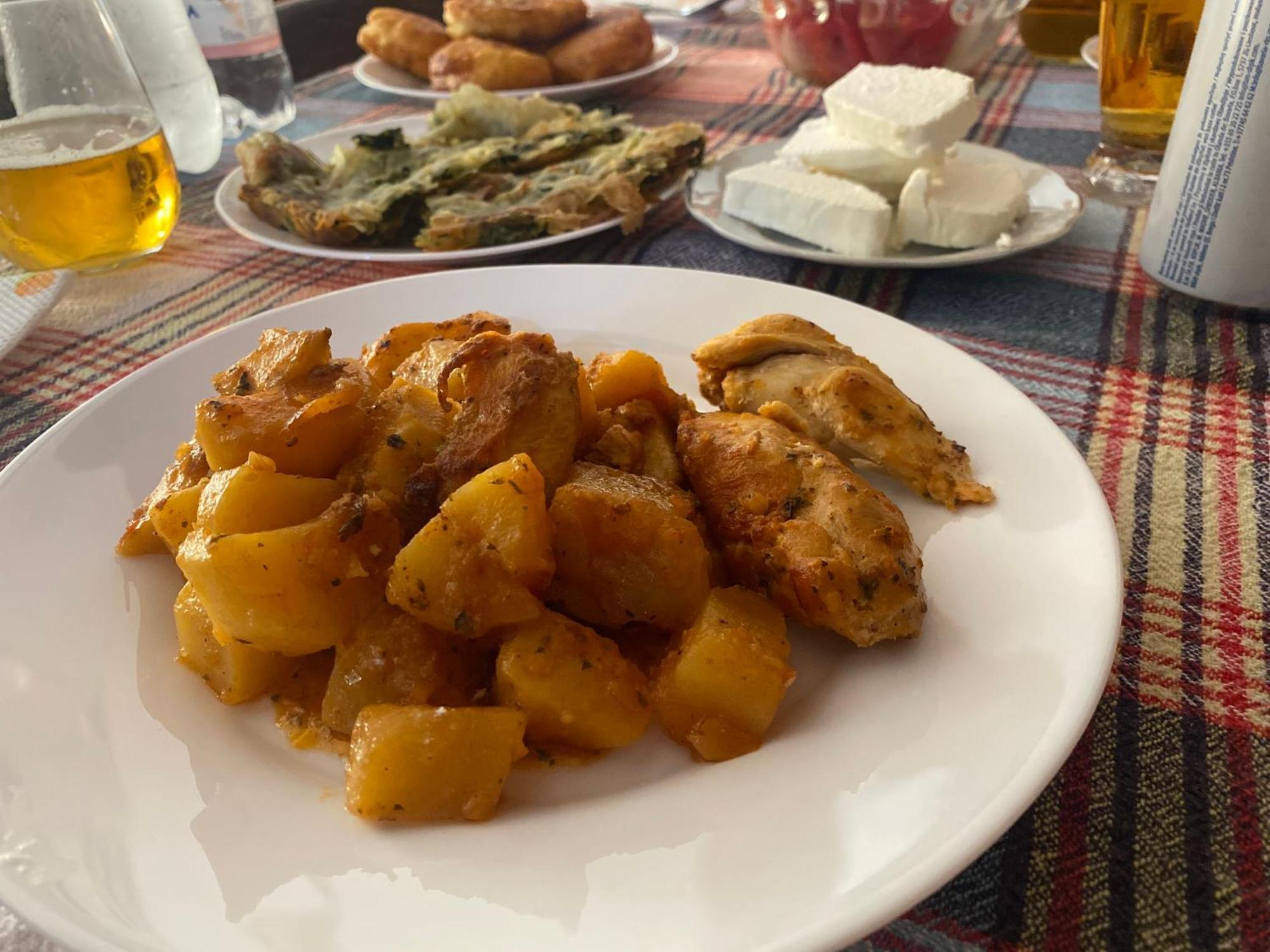 Vila Llulla Krujë Buitenkant foto