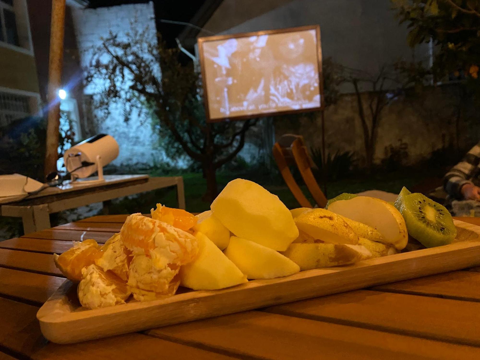 Vila Llulla Krujë Buitenkant foto